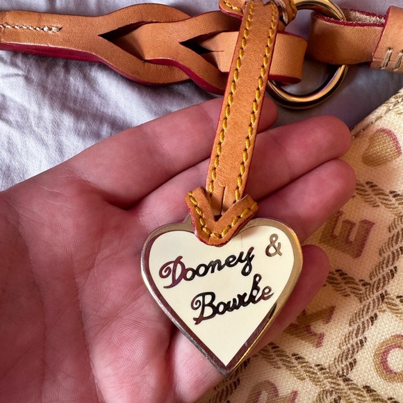 Authentic Dooney and Bourke! - Picture 5 of 5